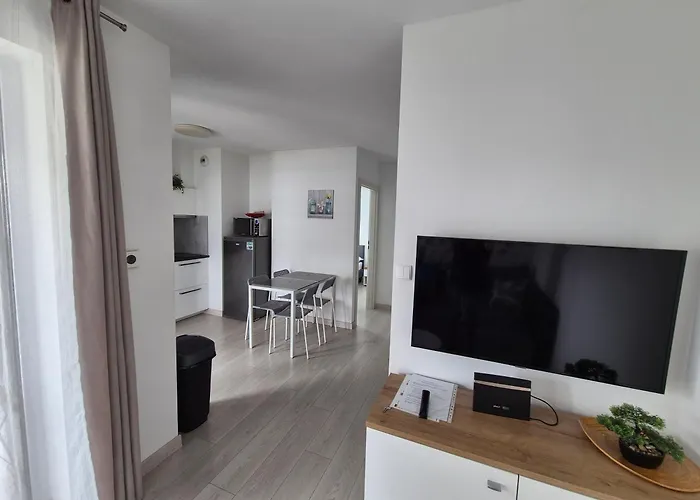 Apartament Mila Z Duzym Tarasem I Miejscem Parkingowym