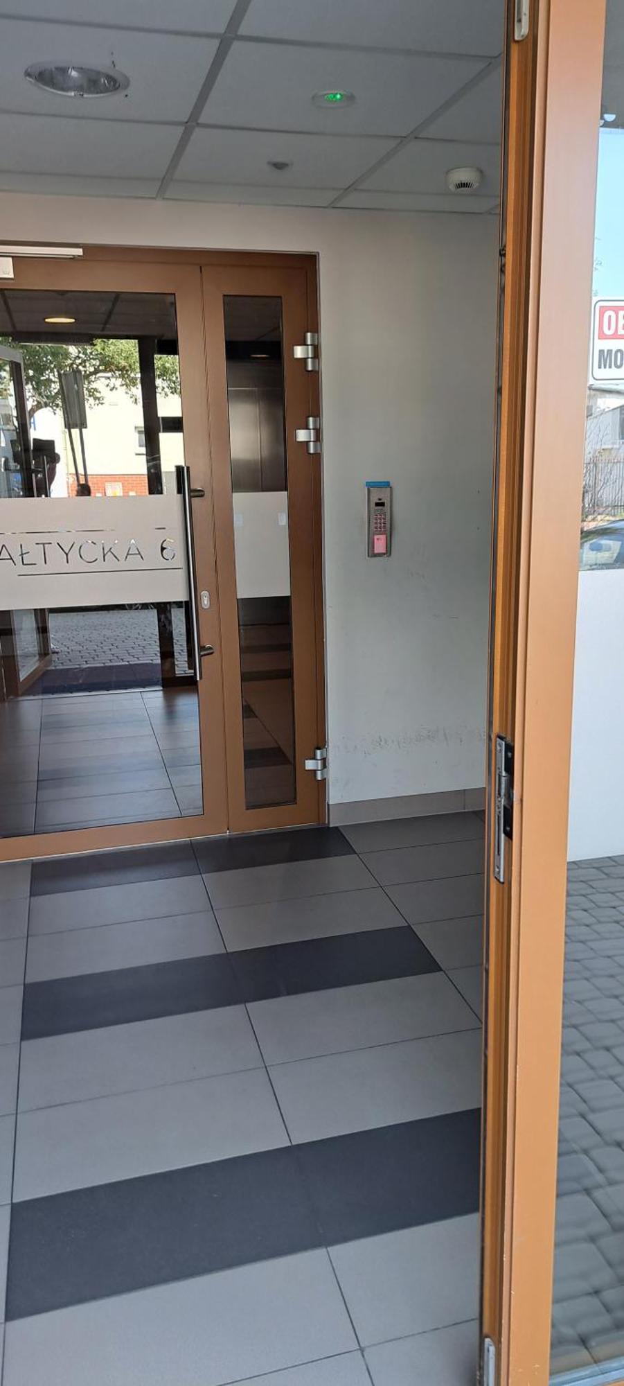 Mila Z Duzym Tarasem I Miejscem Parkingowym Apartamento